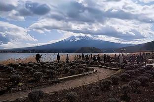 暖心？利物浦为迪亚斯父母包飞机，让其一家在默西塞德过圣诞节